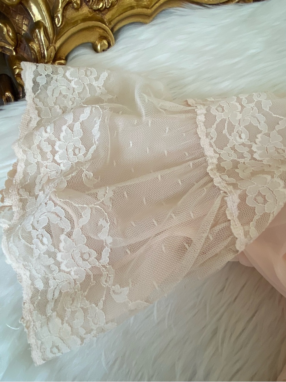 Intime California Vintage Nightgown and Robe - Picture 11 of 11